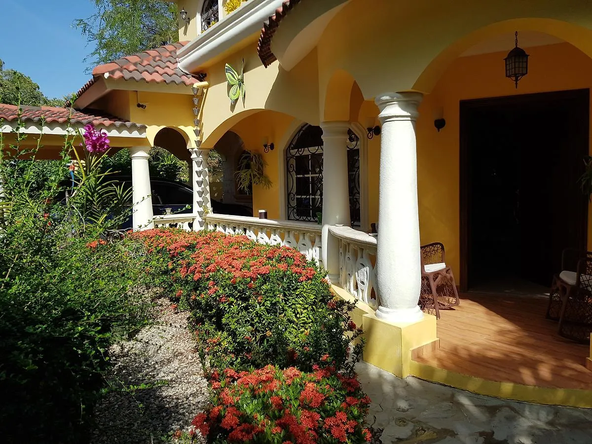 Couette-café Bed and Breakfast La Casa De Las Flores à Puerto Plata République dominicaine